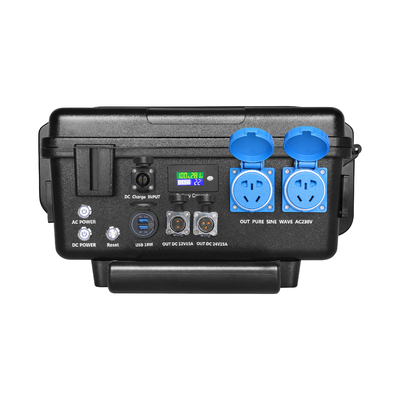 การชาร์จสถานีพลังงานแบบพกพาลิเธียมพร้อมแบตเตอรี่ Lifepo4 110v 220v 2500w